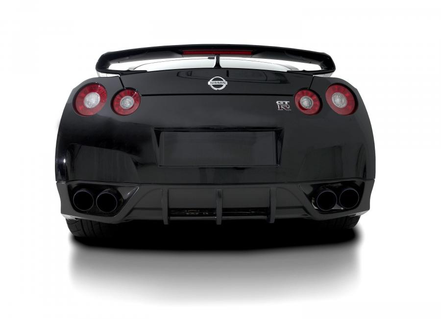  Nissan GT-R by Vorsteiner Ventross 2009 года  (фото 3 из 9)